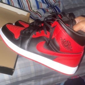 Jordan 1 mid for men!